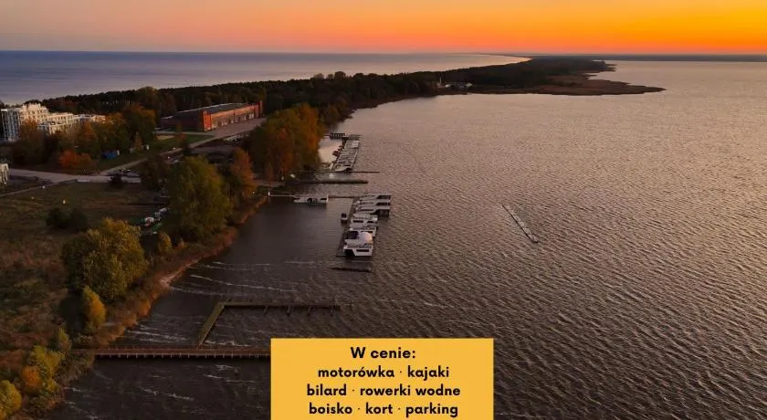 HT Houseboats - luksusowe domki na wodzie - sauna, jacuzzi - Image 1
