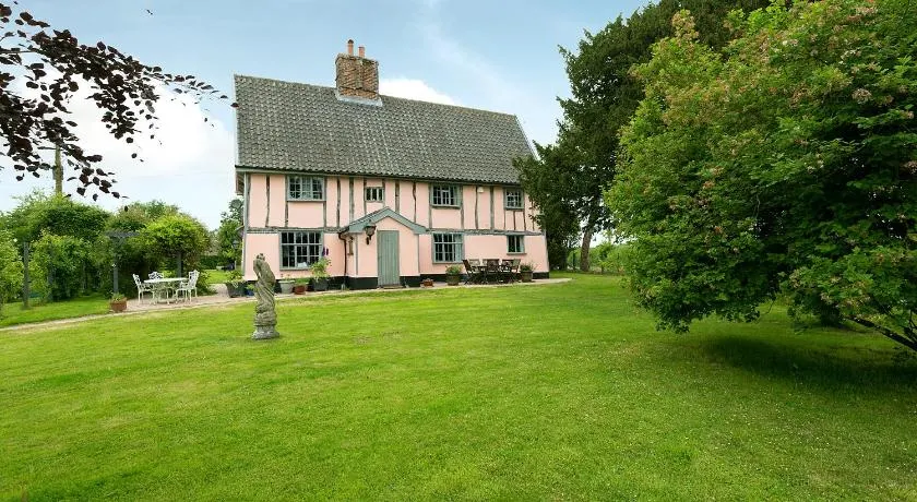 Corner Farm - Image 1