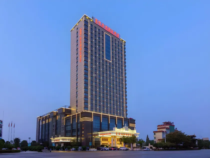 Vienna International Hotel Hubei Huanggang Dongmen Road - Image 1