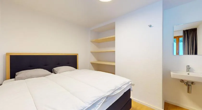 Chalet de l Ours AUTHENTIC Etage Valerie 12 pers - Image 1