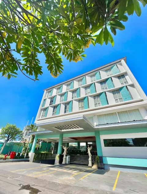 Luxury Malioboro Hotel - Image 1