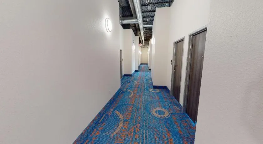 Bevens Creek Inn - Stay Suites - Image 1