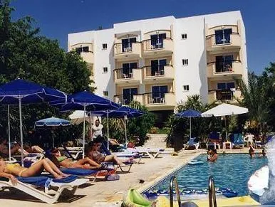 Mariela Hotel Apartments - Image 1