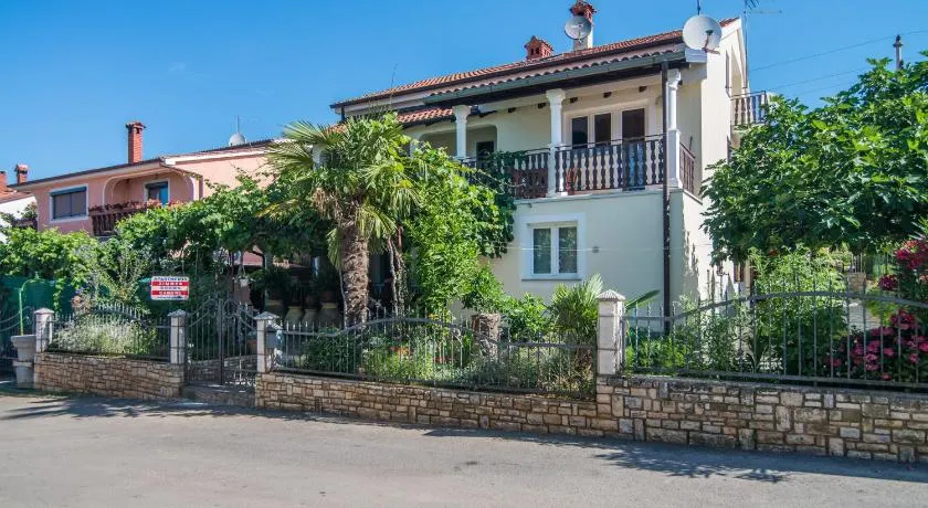 Apartmani Marina Poreč - Image 1