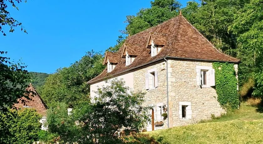 Chambre et suite chez l'habitant Le champ des lucioles - Image 1