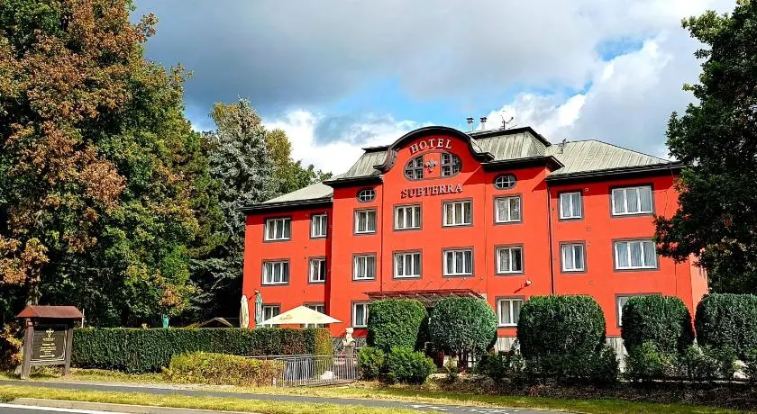 Active & Wellness Hotel Subterra - Image 1