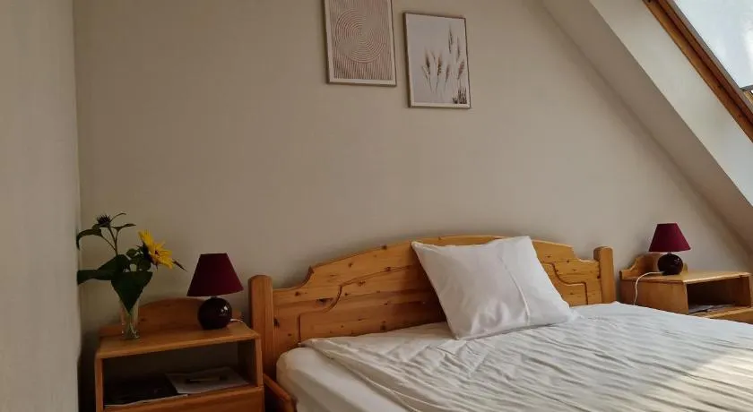 Nõva Hostel - Image 1