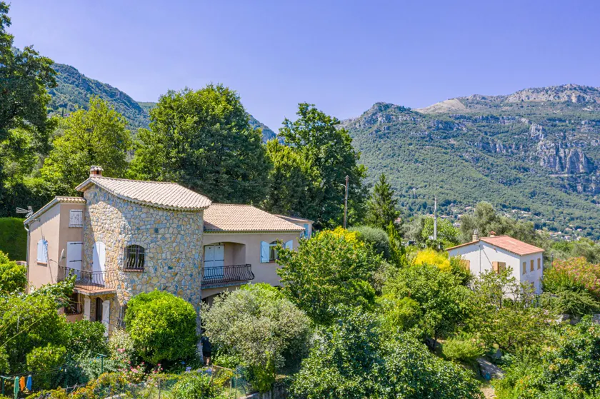 Registered Accomodation 4 stars and 30mn Nice Cannes Antibes - Image 1