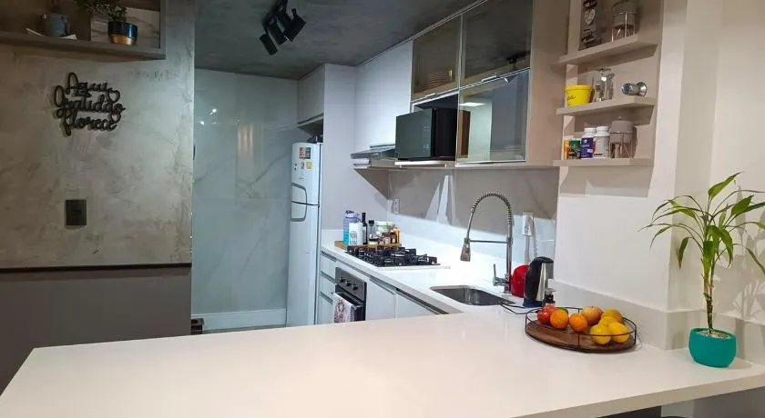 Standard High Apartment - Image 1