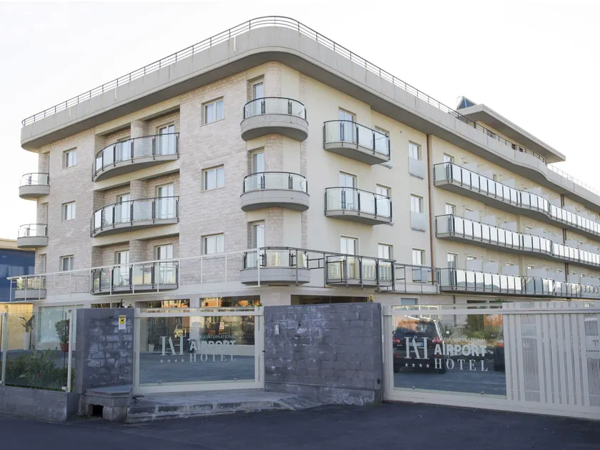Catania International Airport Hotel - Image 1