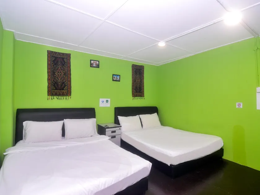 Hotel O Tropical Lodge - Image 1