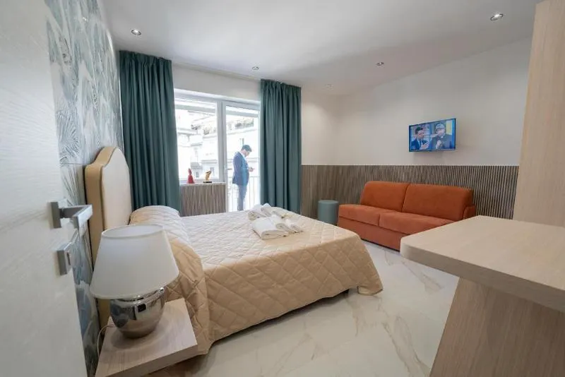 P.C. Boutique H. LifeStyle, Napoli Centro, by ClaPa Group Dislocated Hospitality - Image 1