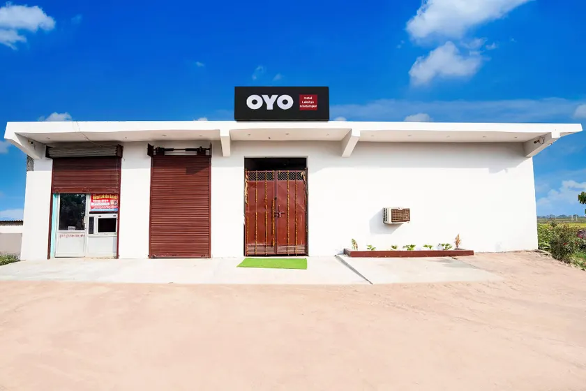 SPOT ON by OYO Hotel Lakshya Ghatampur - Image 1