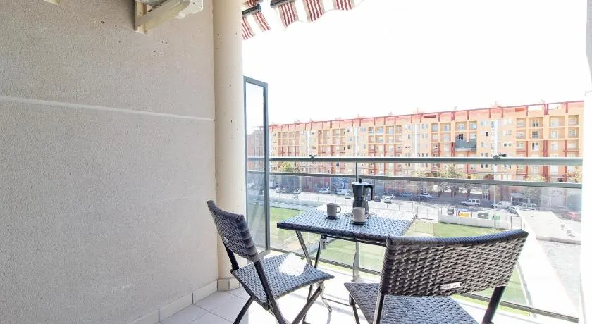 Global Vacacional: Bonito apartamento en Puerto Sagunto para parejas - Image 1