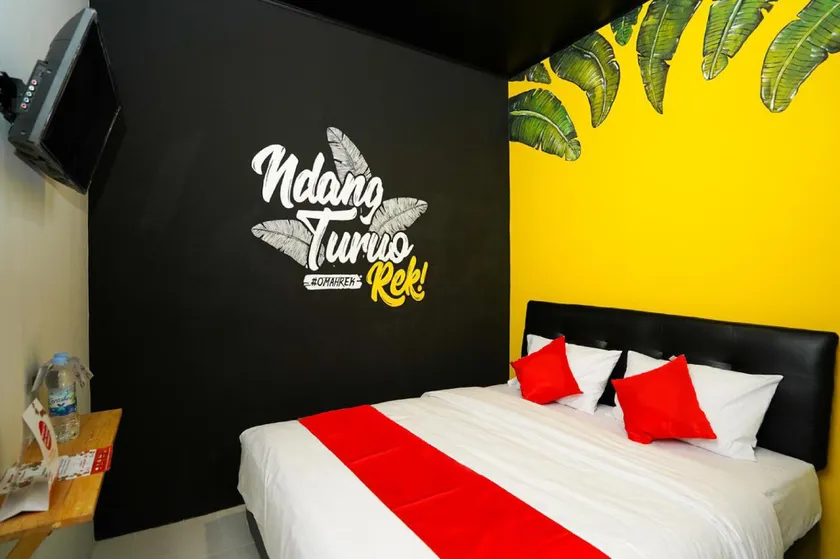 Claudya Residence Homestay - Image 1