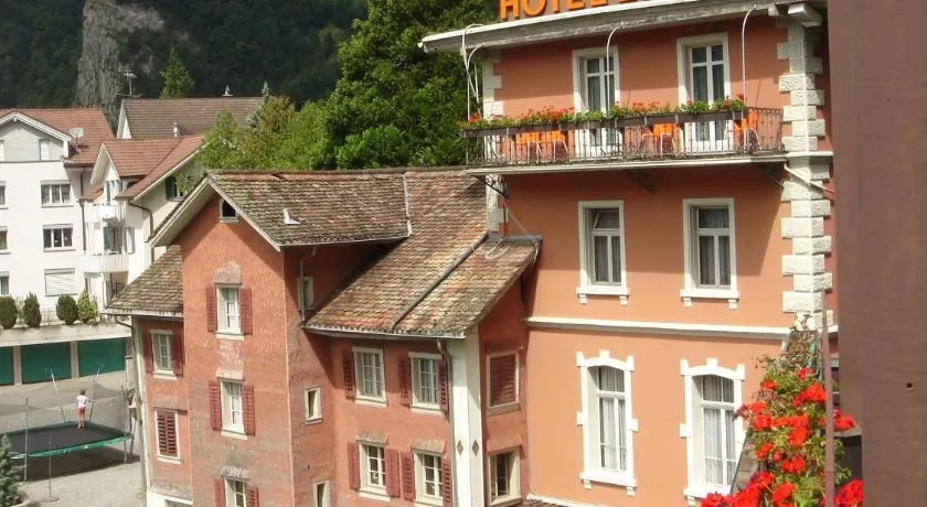 Hotel Eden Sisikon - Image 1