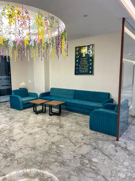 Hotel Ratan Elite - Image 1