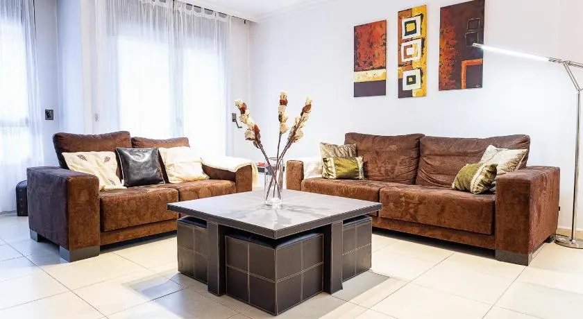 Piso Amplio con parking privado l AndStay - Image 1