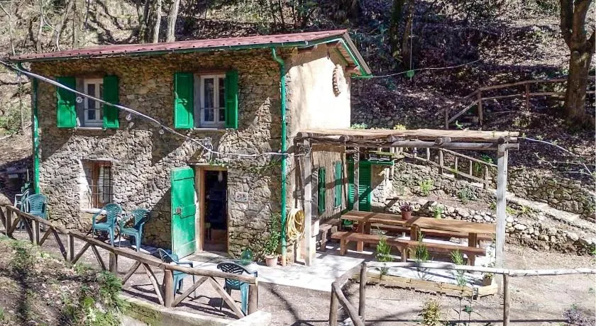 2 Bedroom Amazing Home In Casoli - Image 1