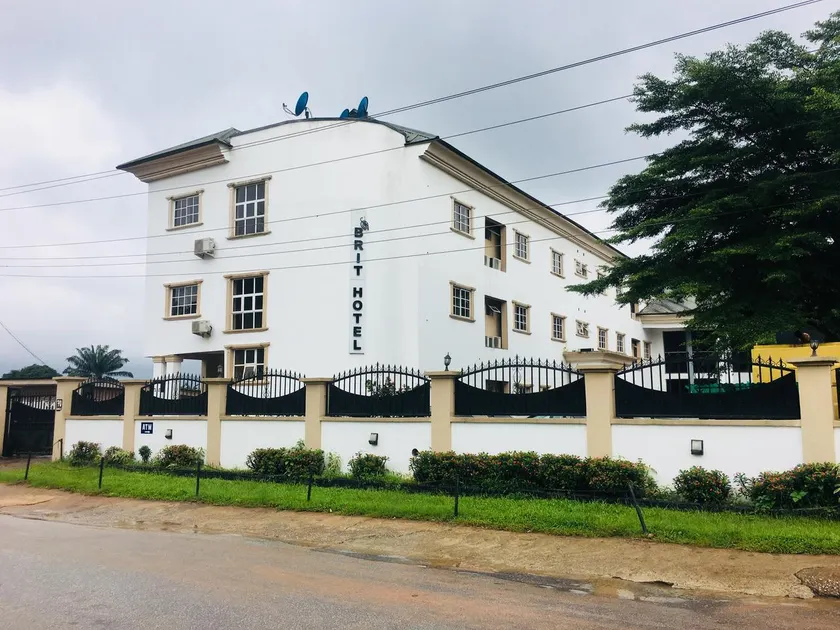 De Brit Hotel - Image 1