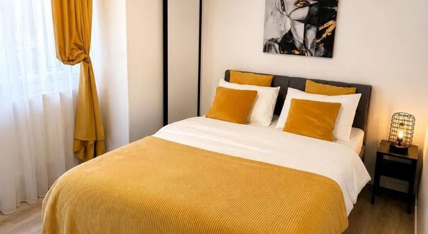 Yellow Apartment - Image 1