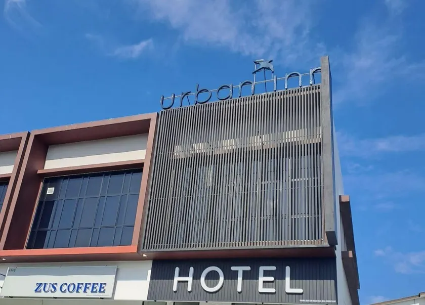 Urban Inn, Myra Meranti - Image 1