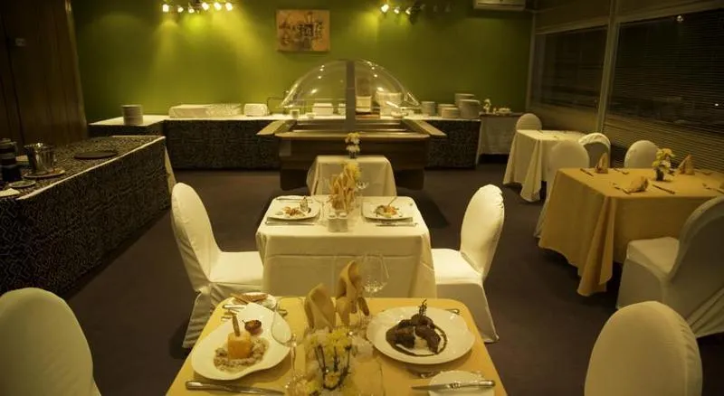 Heden Golf Hotel Abidjan - Image 1