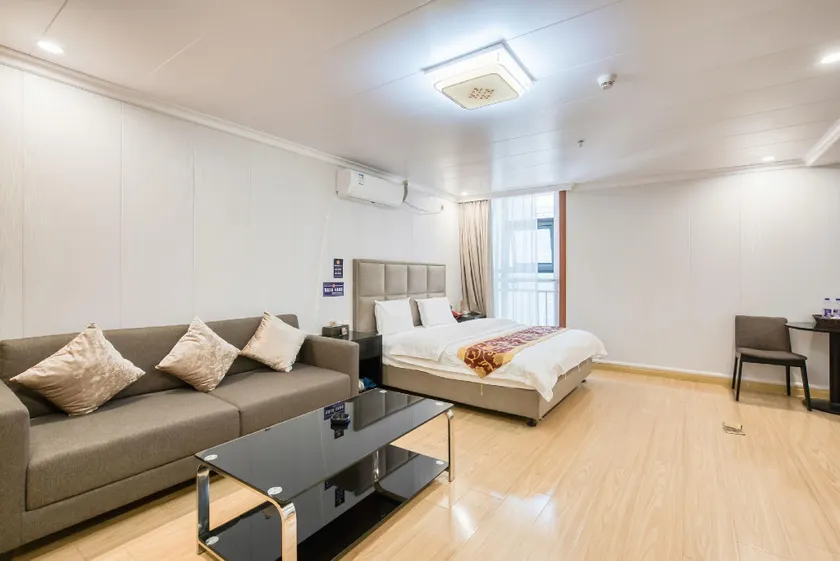 Lhasa Aerospace Apartment Hotel - Image 1