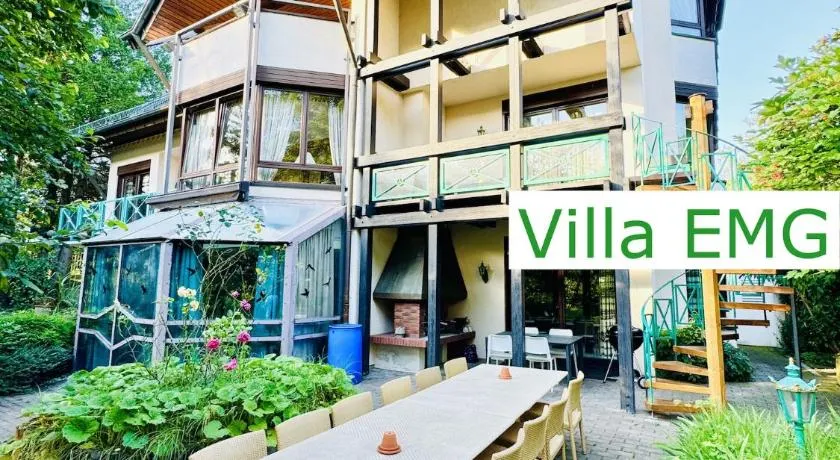 Luxus Ferienhaus Villa Gernsbach mit Sauna, Garten, Kamin bis 22 Personen - Image 1