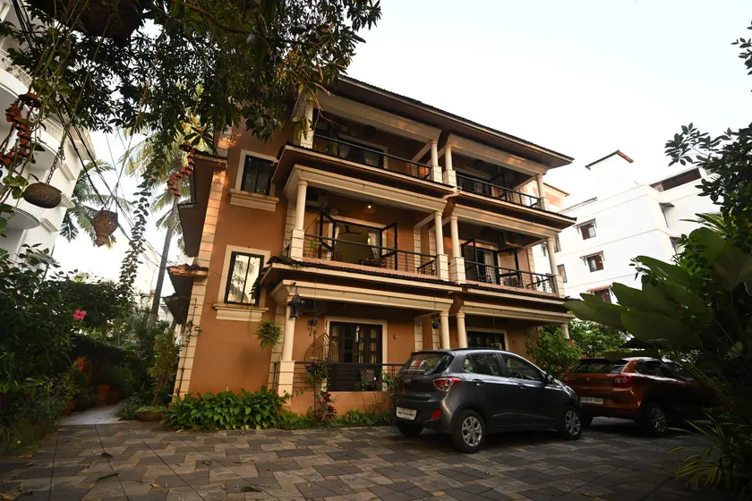 Spacious Luxury Villa In North Goa By StayNomad - Image 1