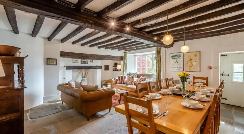 4 Bed in Staveley oc-s33928 - Image 1