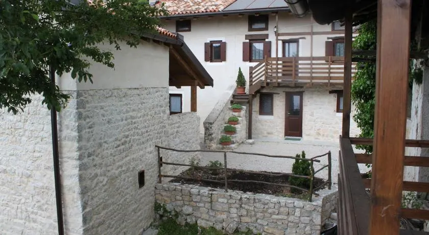 Albergo Diffuso Polcenigo Ciasa VeS - Image 1