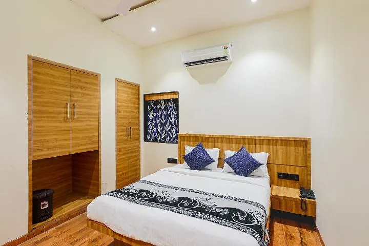 Hotel Blue Orchid - Marol Andheri - Image 1
