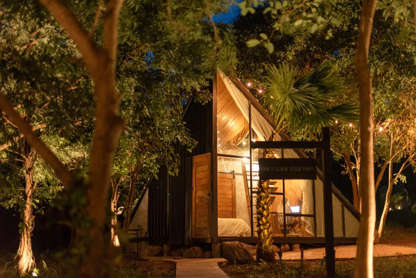 Issara Bar&House - Image 1