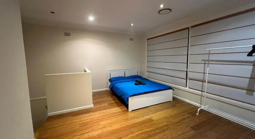 66 Red Room - Image 1