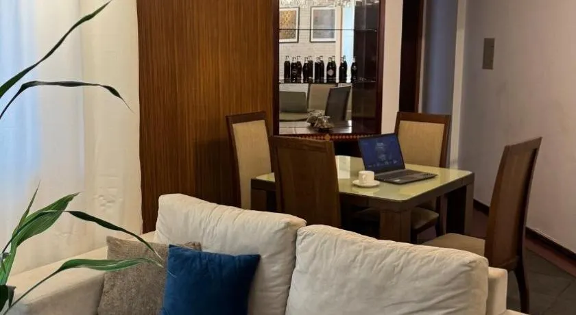 Apartamento Setor Bueno 2 Quartos, 15min do autódromo - Image 1