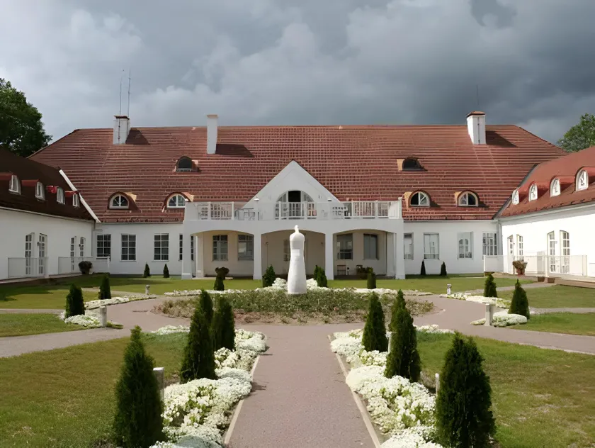 Sagadi Manor Hostel - Image 1