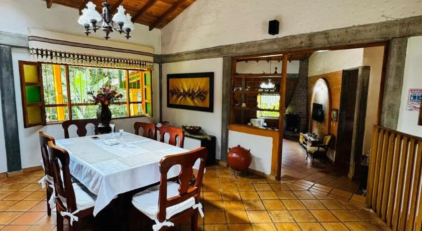 Magical farmhouse near Arví Park - Image 1