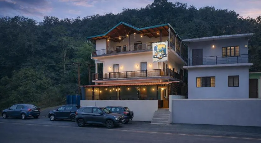 The Aura by Backpackers Stop - Image 1