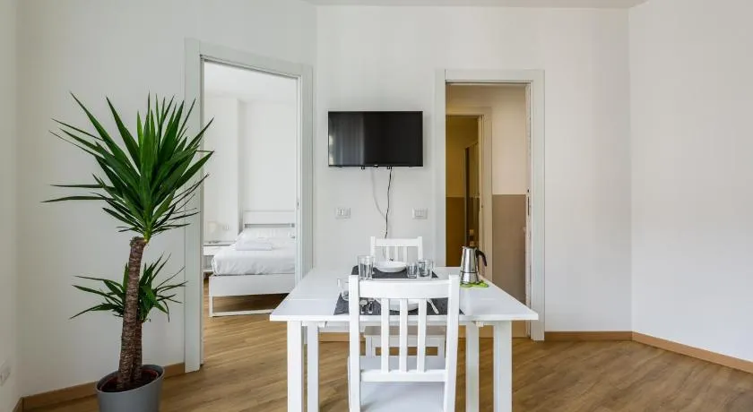 GuestHost - Top Accommodations in the Heart of Milano! - Image 1