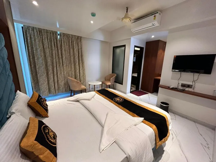 Hotel AR Inn - Image 1