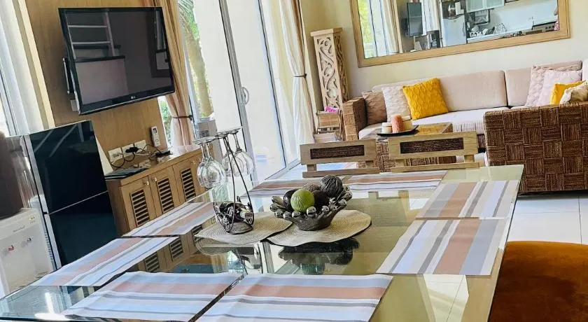 Pico de Loro 2 BD Garden Loft with Lagoon View - Image 1