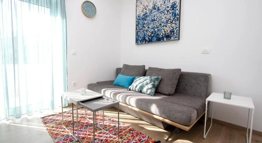 Apartments Besker - Image 1