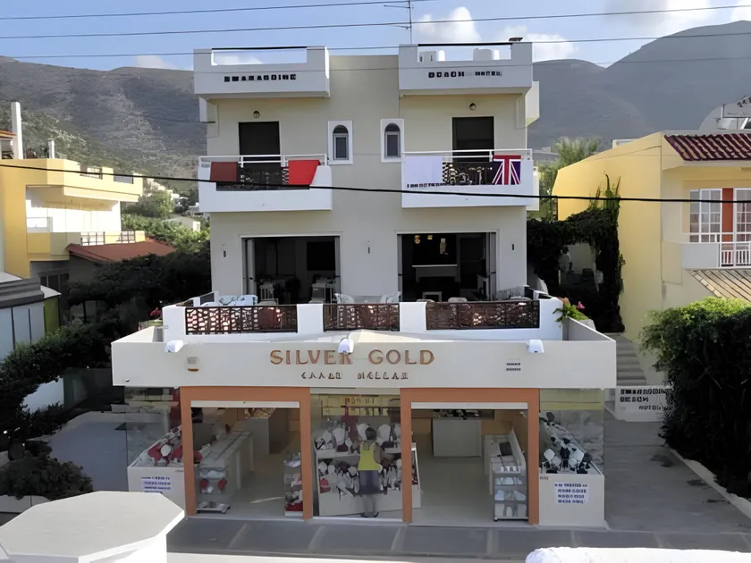 Smaragdine Beach Hotel - Image 1