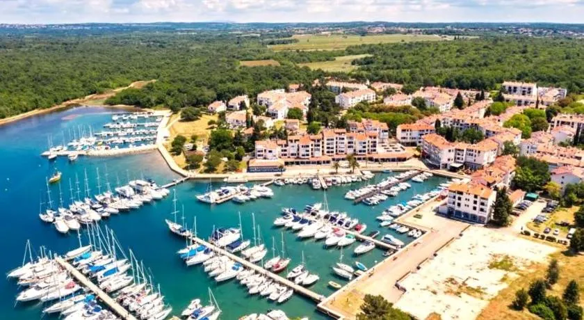 Apartment POREČ, ČERVAR PORAT- SOLAR HOME - Image 1