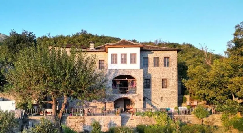 Traditional GuestHouse Permet - Image 1