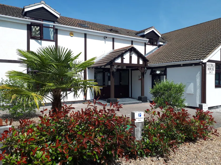 Middle House - Image 1