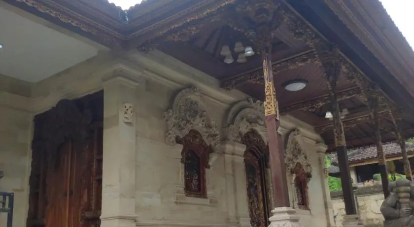 Sari Family Guest House - Image 1