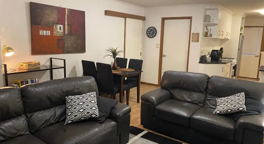 The Den on Diamond Drive - Image 1