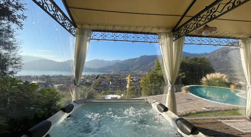 Casa Ronco Frati, piscina vista lago - Image 1